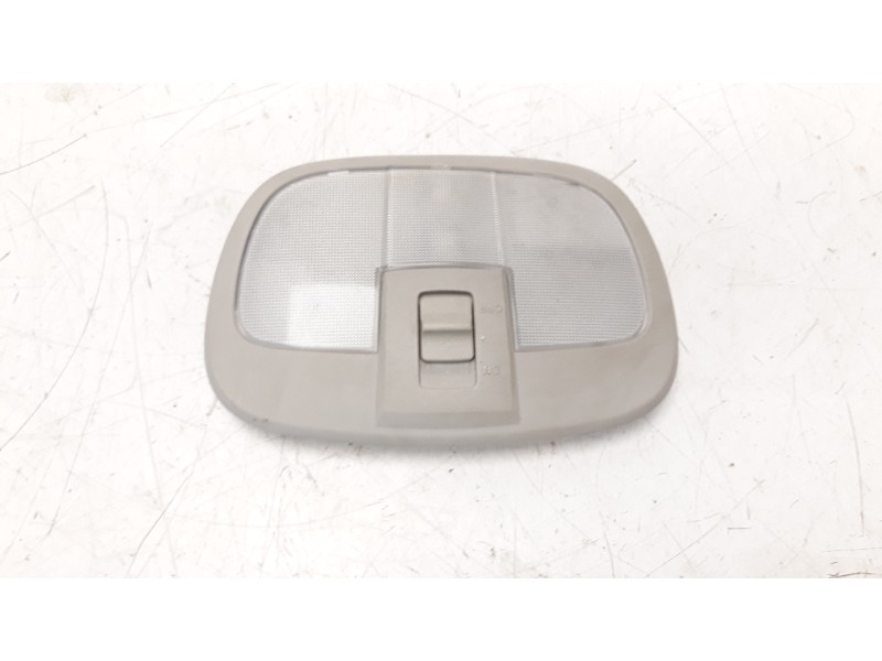 Recambio de luz interior para ssangyong rexton w 2.0 td cat referencia OEM IAM 8372008000  