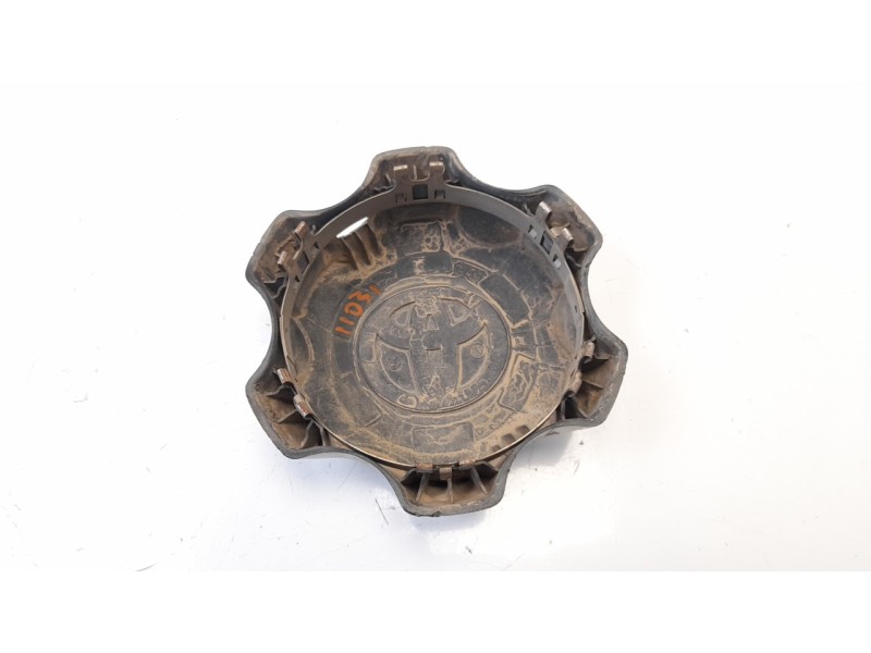 Recambio de tapacubos para toyota hilux (kun) 2.5 turbodiesel referencia OEM IAM 426030K140  