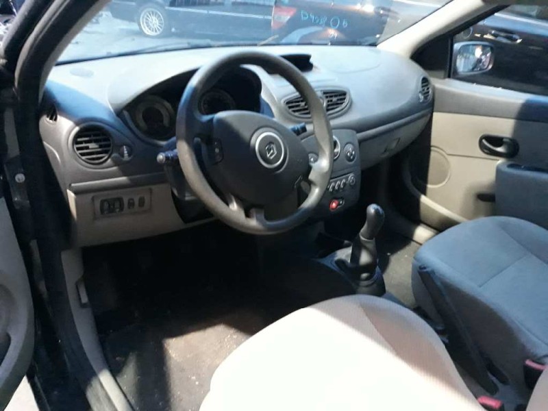renault clio iii del año 2006