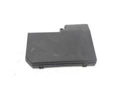 Recambio de caja reles / fusibles para toyota land cruiser (j15) 2.8 cat referencia OEM IAM 8266260770   2