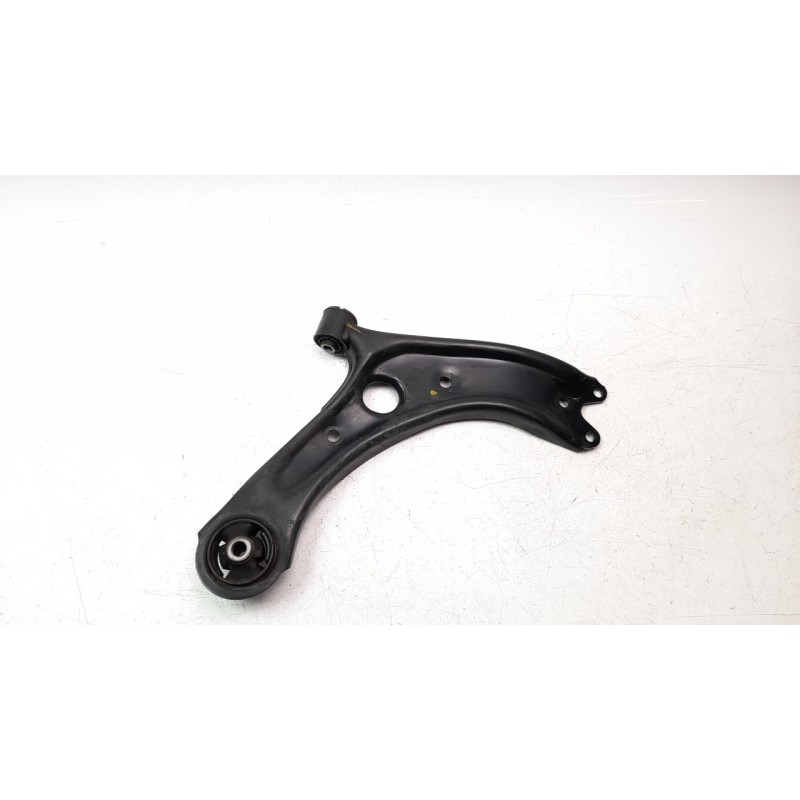Recambio de brazo suspension inferior delantero derecho para hyundai tucson 1.7 crdi cat referencia OEM IAM 54501D7000  ZWDKA319