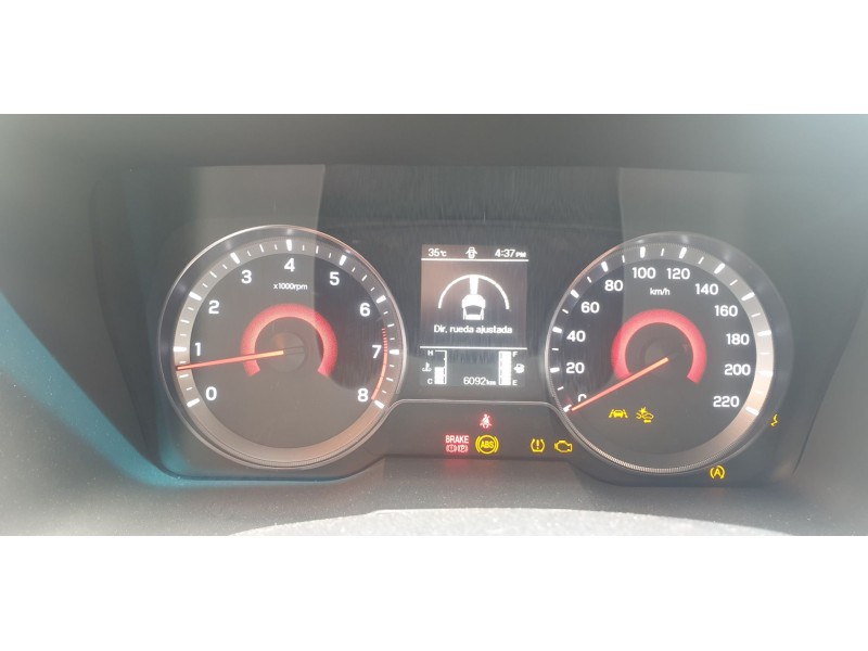 Recambio de cuadro instrumentos para ssangyong tivoli urban 4x2 referencia OEM IAM 8021035040  