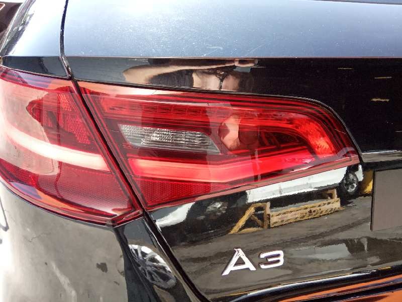 Recambio de piloto trasero izquierdo para audi a3 sportback (8va) attraction referencia OEM IAM 8V4945093A 104LLI052 