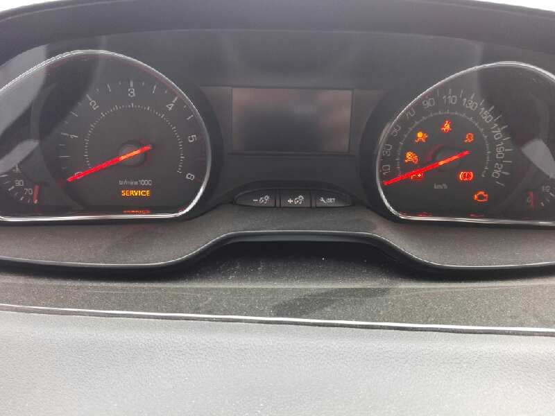 peugeot 208 del año 2014