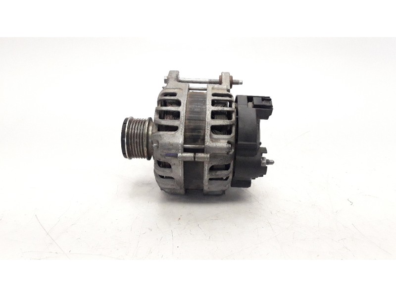 Recambio de alternador para renault clio iv grandtour 1.5 dci diesel fap referencia OEM IAM 231008918R ALF340051 A14543
