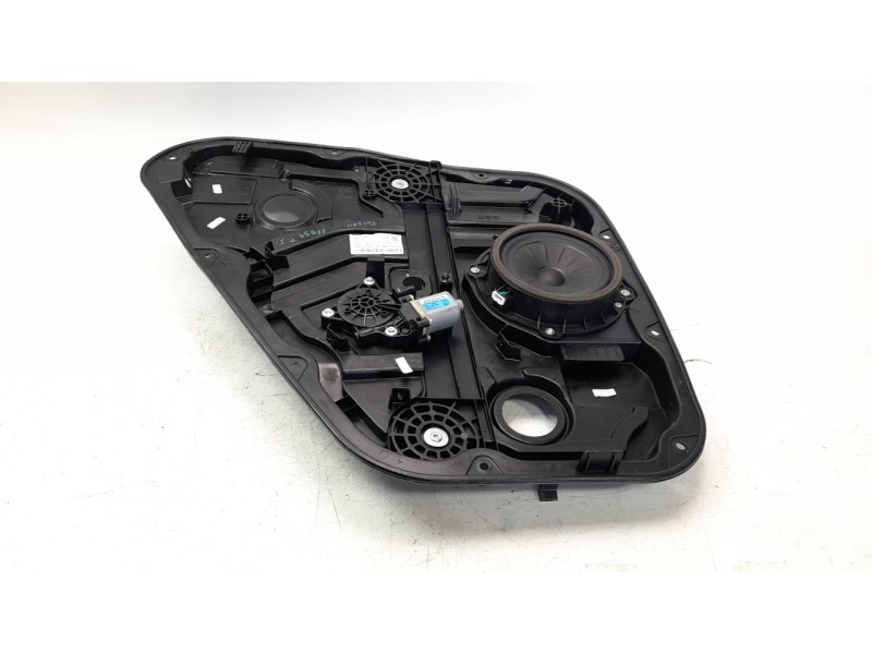 Recambio de elevalunas trasero izquierdo para hyundai tucson 1.7 crdi cat referencia OEM IAM 83470D7100  
