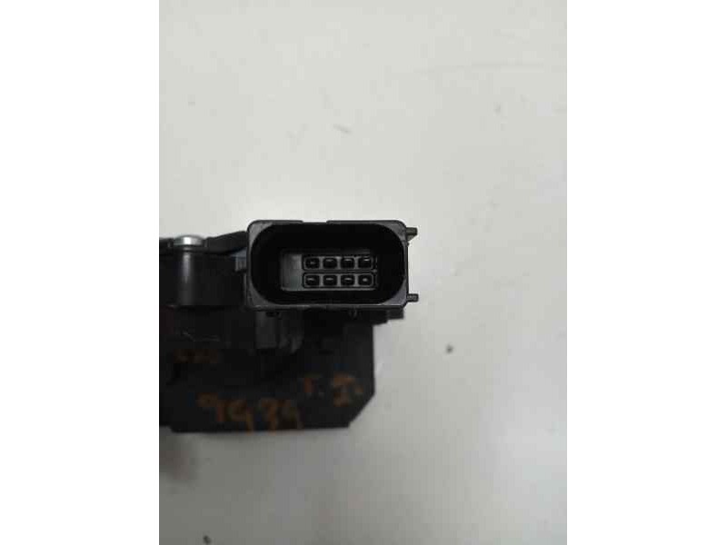 Recambio de cerradura puerta trasera izquierda para opel corsa e selective referencia OEM IAM 13431842 0325407955 A048317