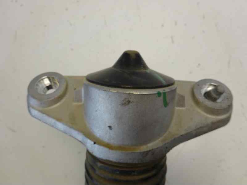 Recambio de amortiguador trasero derecho para kia sportage drive 2wd referencia OEM IAM 55300F1000  