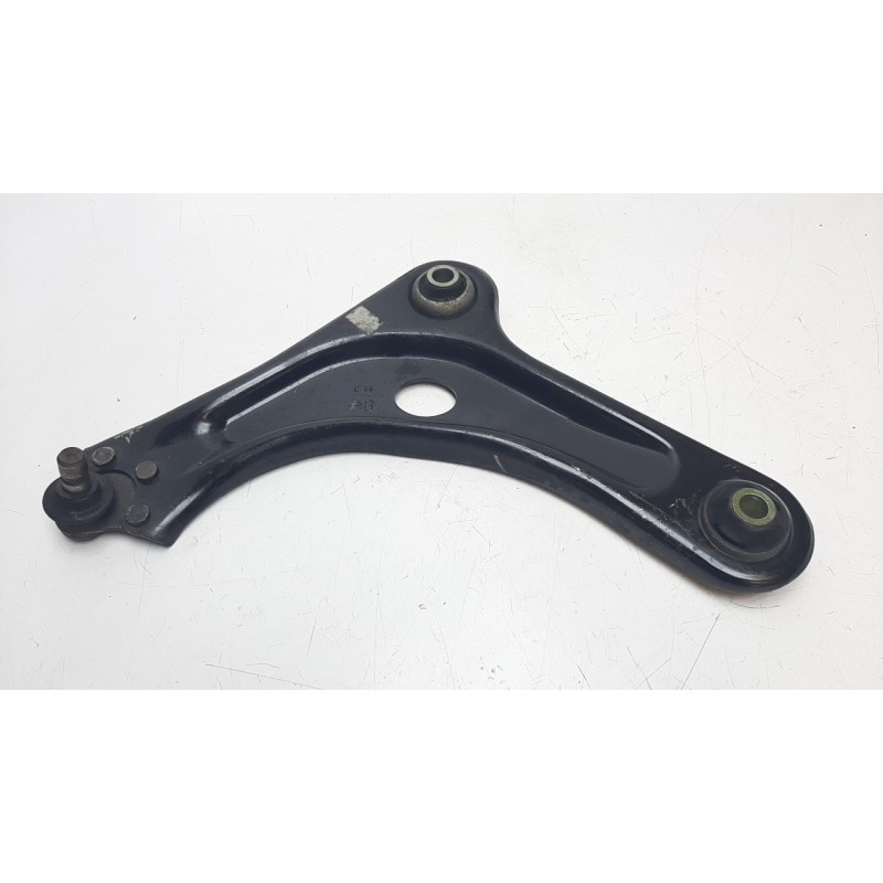 Recambio de brazo suspension inferior delantero izquierdo para peugeot 2008 (--.2013) 1.6 blue-hdi fap referencia OEM IAM 980328