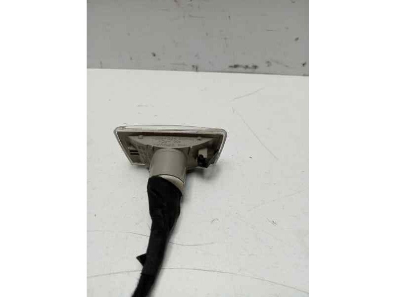 Recambio de piloto lateral izquierdo para opel corsa e selective referencia OEM IAM 13497989  OP4104141