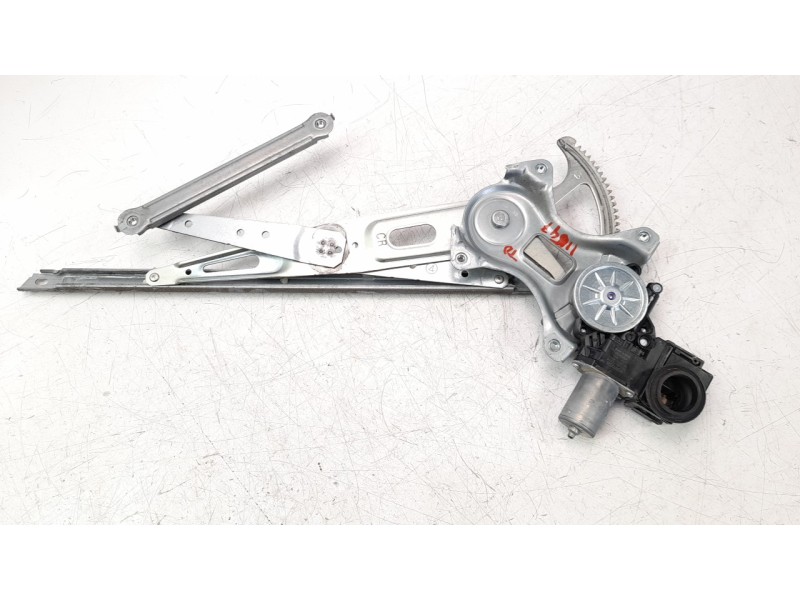 Recambio de elevalunas trasero derecho para toyota prius+ 1.8 16v (híbrido) referencia OEM IAM 8571047160  