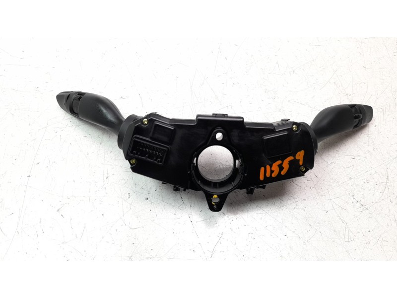 Recambio de mando multifuncion para hyundai tucson 1.7 crdi cat referencia OEM IAM 93403D3850  