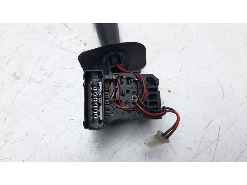 Recambio de mando intermitentes para renault megane i fase 2 berlina (ba0) 1.4 cat referencia OEM IAM 7700428227  