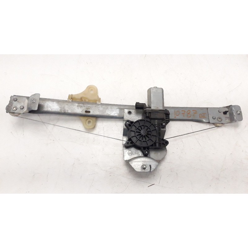 Recambio de elevalunas delantero derecho para renault clio iv grandtour 1.5 dci diesel fap referencia OEM IAM 807205569R 1061996