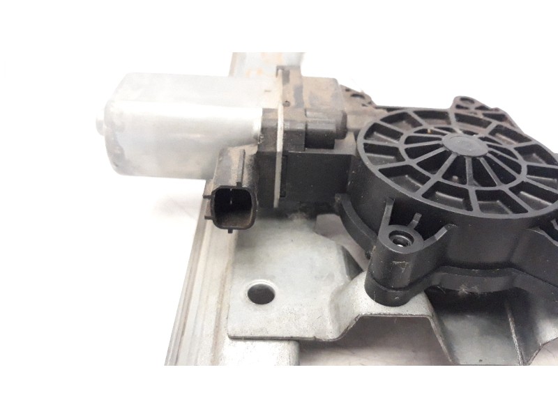 Recambio de elevalunas delantero derecho para renault clio iv grandtour 1.5 dci diesel fap referencia OEM IAM 807205569R 1061996