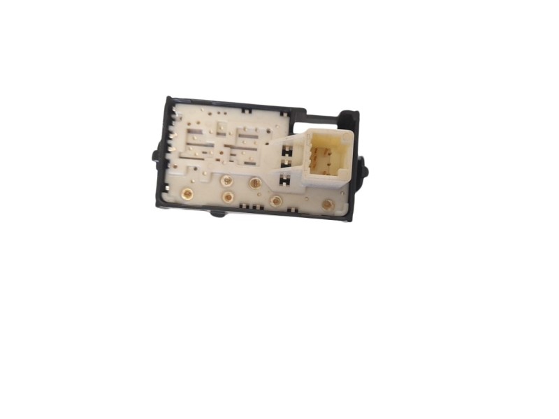 Recambio de mando elevalunas delantero derecho para toyota prius+ 1.8 16v (híbrido) referencia OEM IAM 8481033120  