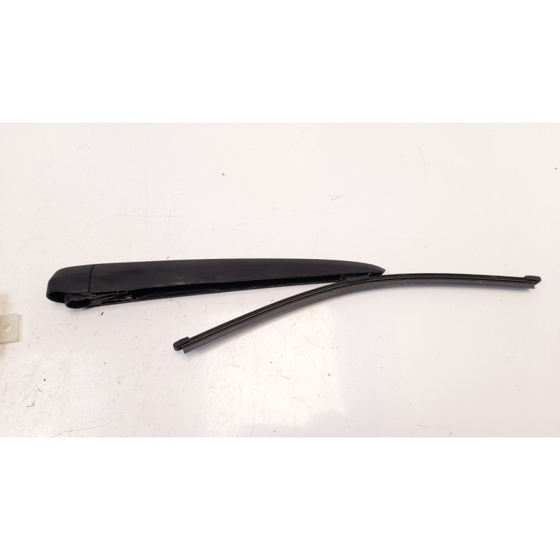Recambio de brazo limpia trasero para mercedes-benz clase gla (bm 247) 1.3 cat referencia OEM IAM 2478206400  