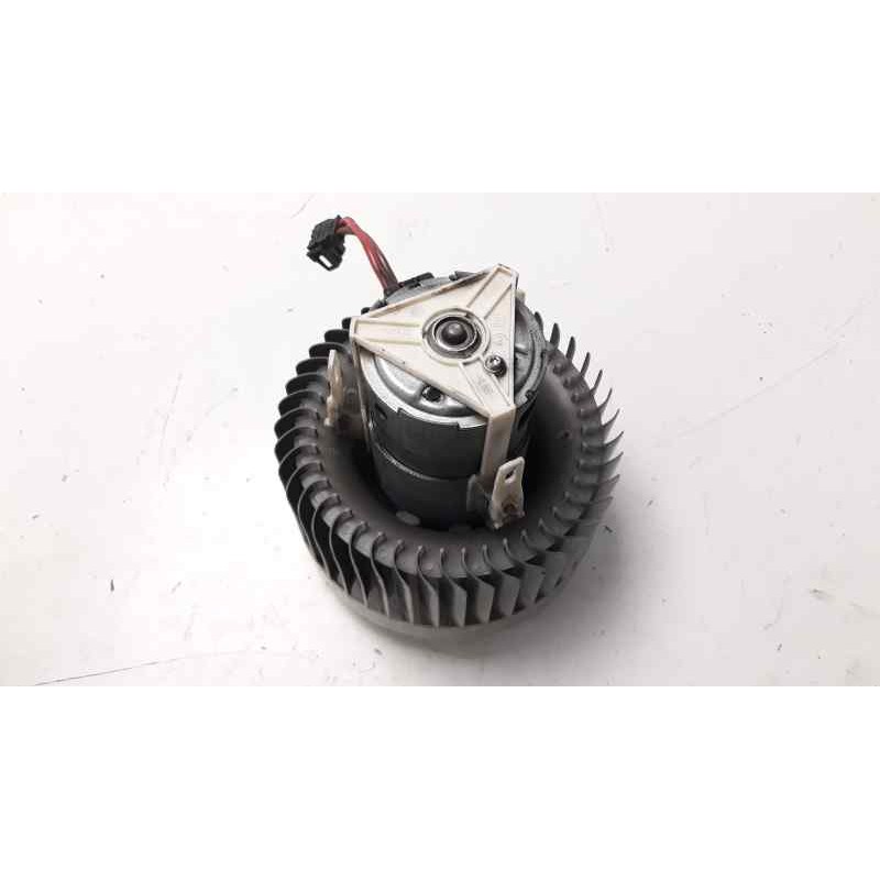 Recambio de ventilador calefaccion para mercedes-benz clase clc (cl203) clc 220 cdi (la) (203.708) referencia OEM IAM 0130101119