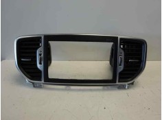 Recambio de rejilla aireadora para kia sportage drive 2wd referencia OEM IAM 84740F14200  