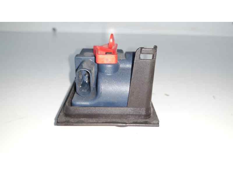 Recambio de tapa exterior combustible para mercedes-benz clase c (w205) lim. c 220 cdi bluetec (205.004) referencia OEM IAM 2056