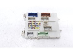 CAJA RELES / FUSIBLES 2105374 