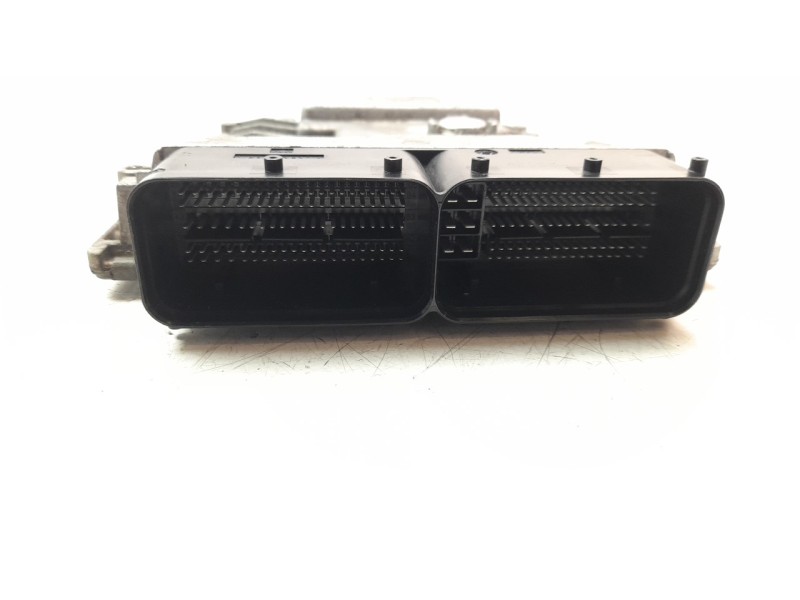Recambio de centralita motor uce para volkswagen scirocco (138) 2.0 tsi referencia OEM IAM 06K907425C  