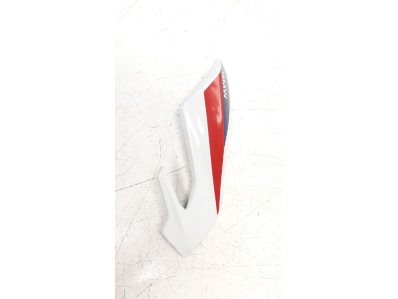 Recambio de moldura para bmw f 800 r f 800 r referencia OEM IAM 46638546350 10872210 