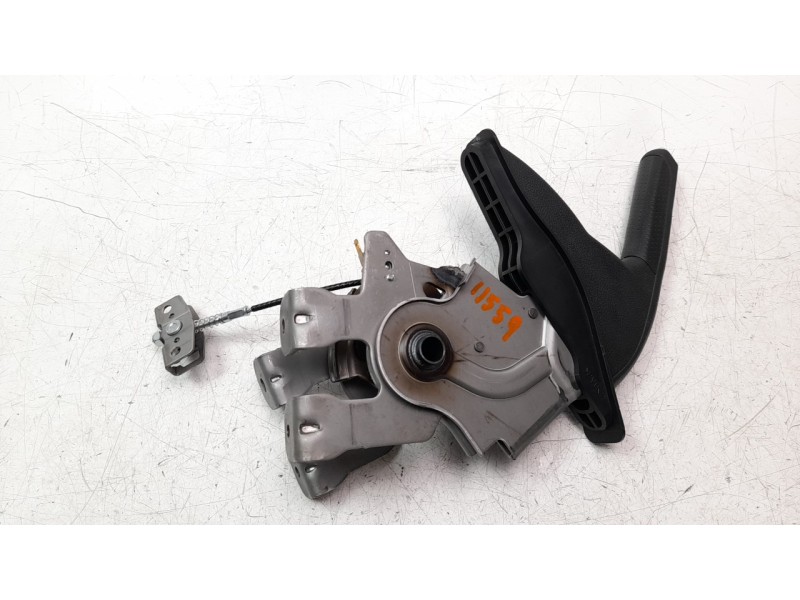 Recambio de palanca freno para hyundai tucson 1.7 crdi cat referencia OEM IAM 59710D7200TRY  