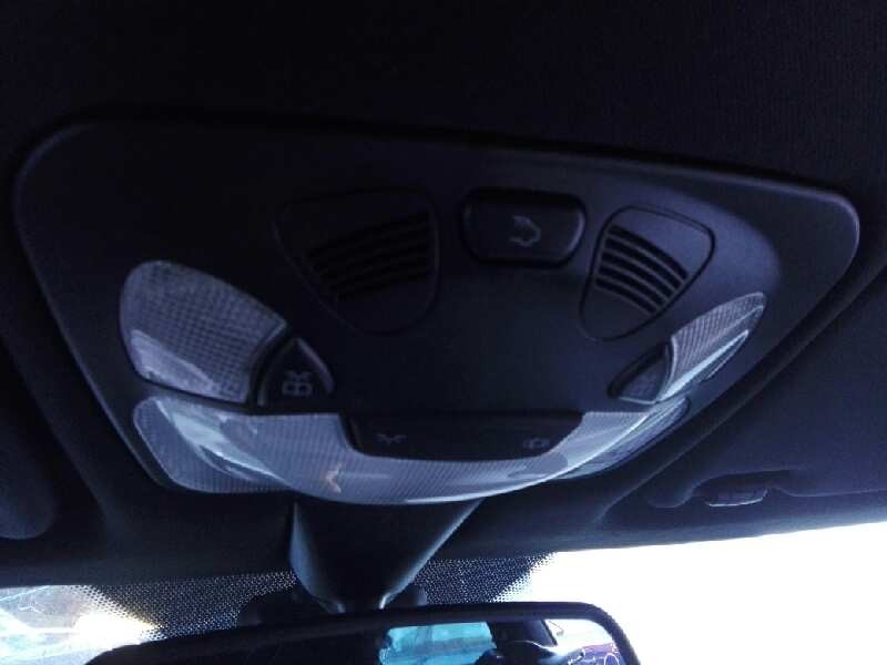 Recambio de luz interior para mercedes-benz clase clc (cl203) clc 220 cdi (la) (203.708) referencia OEM IAM 2038208201  
