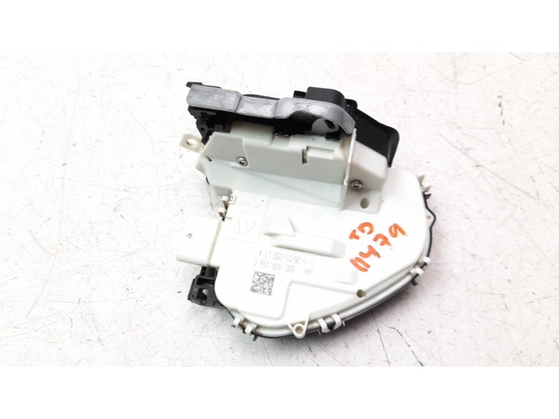 Recambio de cerradura puerta trasera derecha para audi a4 avant (8wd) referencia OEM IAM 8X0839016G  