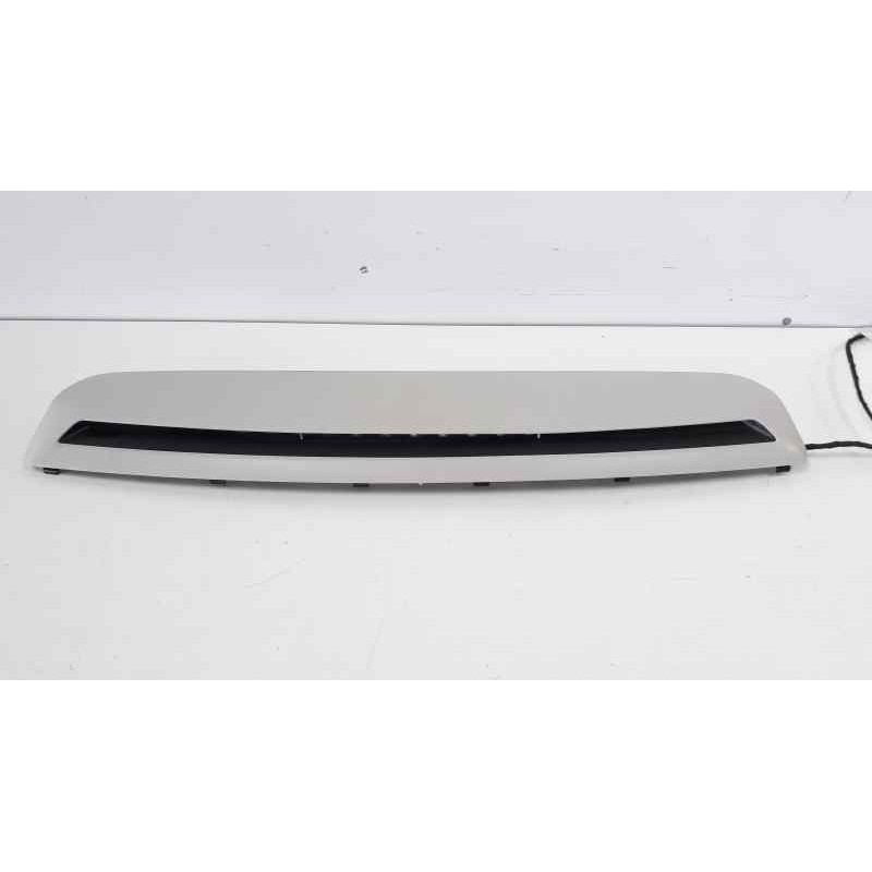 Recambio de luz central de freno para mercedes-benz clase c (w205) lim. c 220 cdi bluetec (205.004) referencia OEM IAM 205820006