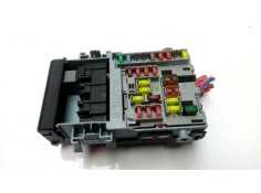 Recambio de caja reles / fusibles para opel astra j lim. selective referencia OEM IAM 13222786   2