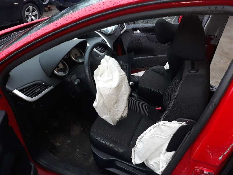 peugeot 207 del año 2009