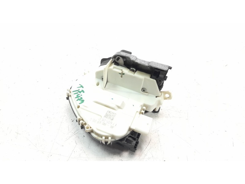 Recambio de cerradura puerta trasera izquierda para audi a4 avant (8wd) referencia OEM IAM 8X0839015G  