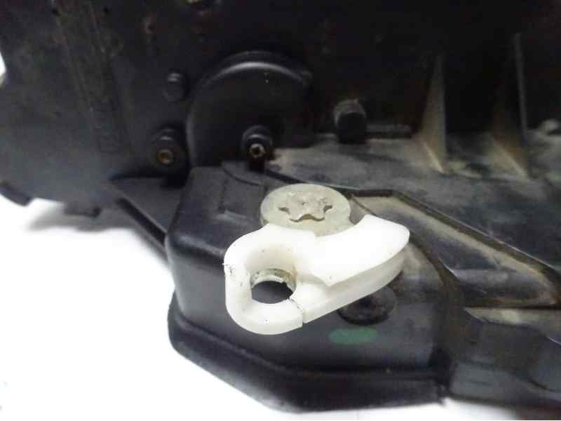 Recambio de cerradura puerta delantera derecha para bmw serie 3 berlina (e46) 320d referencia OEM IAM   