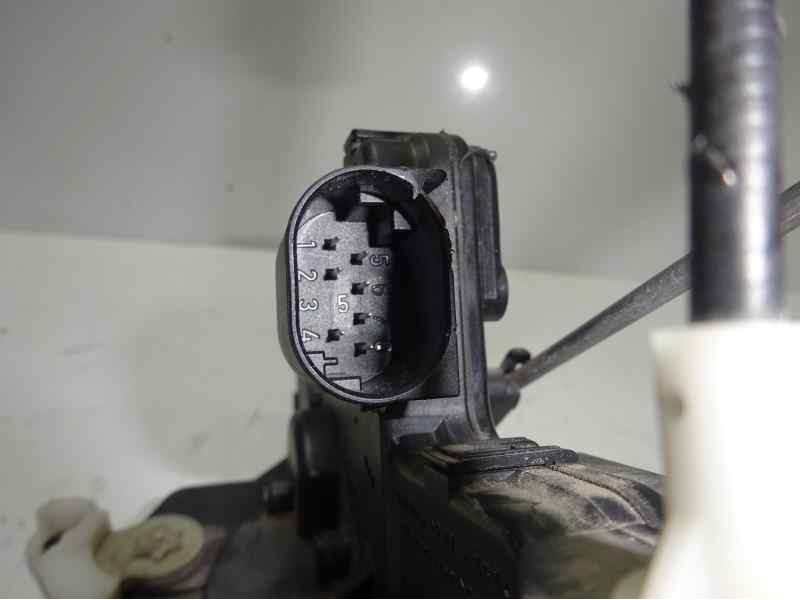 Recambio de cerradura puerta delantera derecha para bmw serie 3 berlina (e46) 320d referencia OEM IAM   