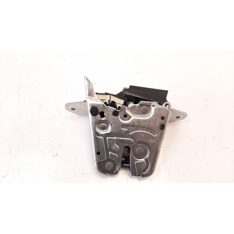 Recambio de cerradura maletero / porton para mercedes-benz clase gla (bm 247) 1.3 cat referencia OEM IAM A0997400680  