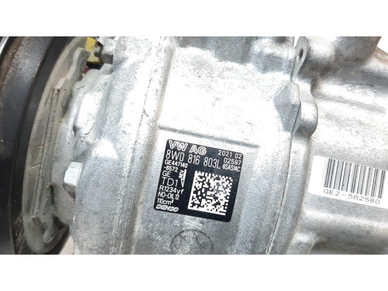 Recambio de compresor aire acondicionado para audi a4 avant (8wd) referencia OEM IAM 8W0816803L  CAF210237VW
