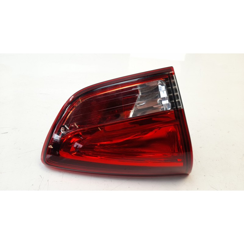 Recambio de piloto trasero izquierdo interior para renault clio iv grandtour 1.5 dci diesel fap referencia OEM IAM 20545748  