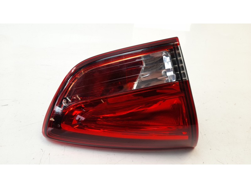 Recambio de piloto trasero izquierdo interior para renault clio iv grandtour 1.5 dci diesel fap referencia OEM IAM 20545748  