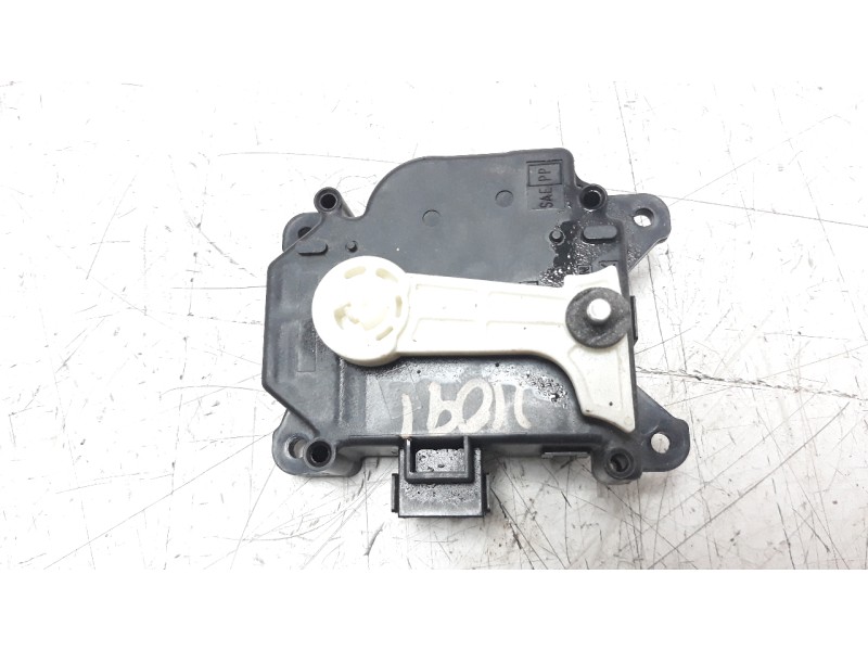 Recambio de motor apertura trampillas climatizador para toyota land cruiser (j15) 2.8 cat referencia OEM IAM 0638000172  