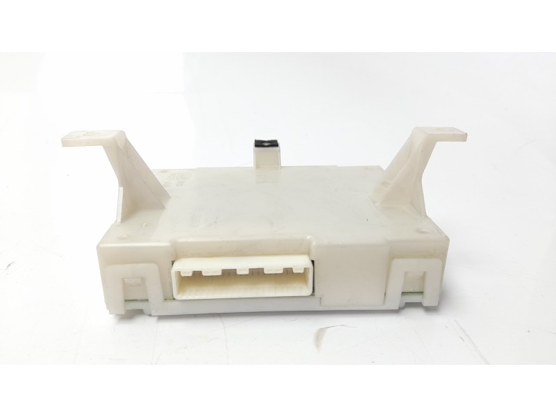 Recambio de modulo electronico para nissan juke (f15) acenta referencia OEM IAM 277601KG0B  