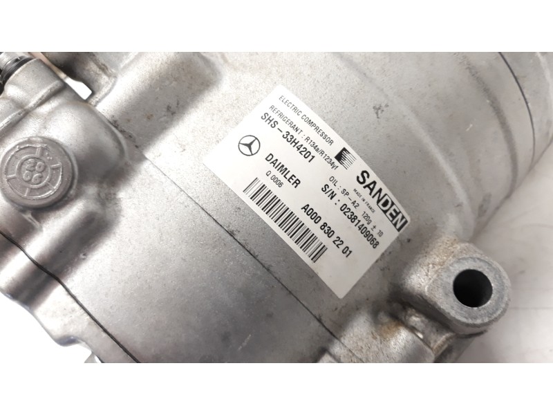 Recambio de compresor aire acondicionado para mercedes-benz clase gla (bm 247) 1.3 cat referencia OEM IAM A0008302201 0238140906