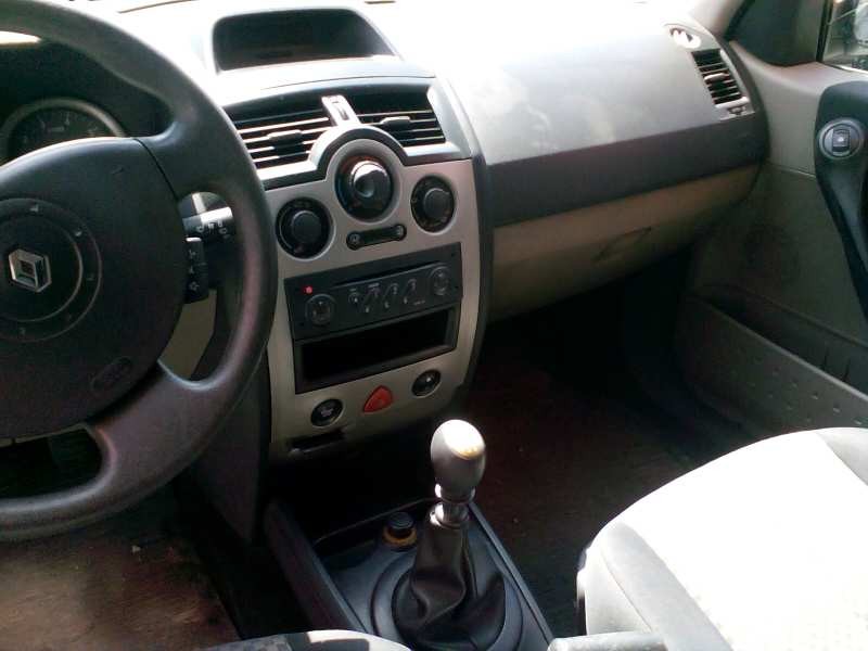 renault megane ii berlina 5p del año 2003