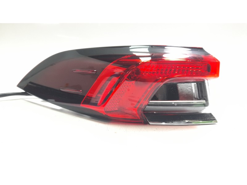 Recambio de piloto trasero izquierdo para toyota corolla (e21) hybrid style referencia OEM IAM 8156102D11 108910251 