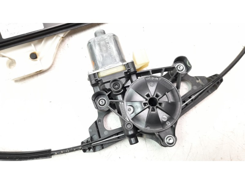 Recambio de elevalunas trasero derecho para audi a4 avant (8wd) referencia OEM IAM 8W0839462A  