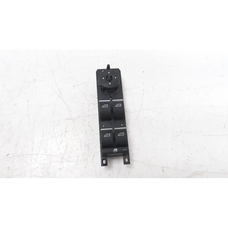Recambio de mando elevalunas delantero izquierdo para ford kuga (cbs) 2.0 tdci cat referencia OEM IAM 2033890  