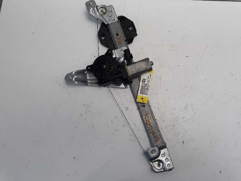 Recambio de elevalunas trasero izquierdo para dacia sandero laureate referencia OEM IAM 827211031R  