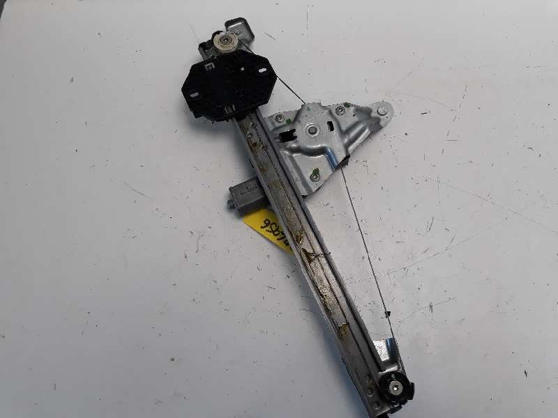 Recambio de elevalunas trasero izquierdo para dacia sandero laureate referencia OEM IAM 827211031R  