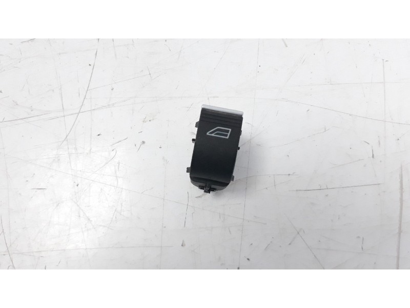 Recambio de mando elevalunas trasero derecho para ford kuga (cbs) 2.0 tdci cat referencia OEM IAM 1850432  